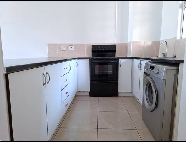2 BEDROOM APARTMENT FOR SALE IN WESTBROOK